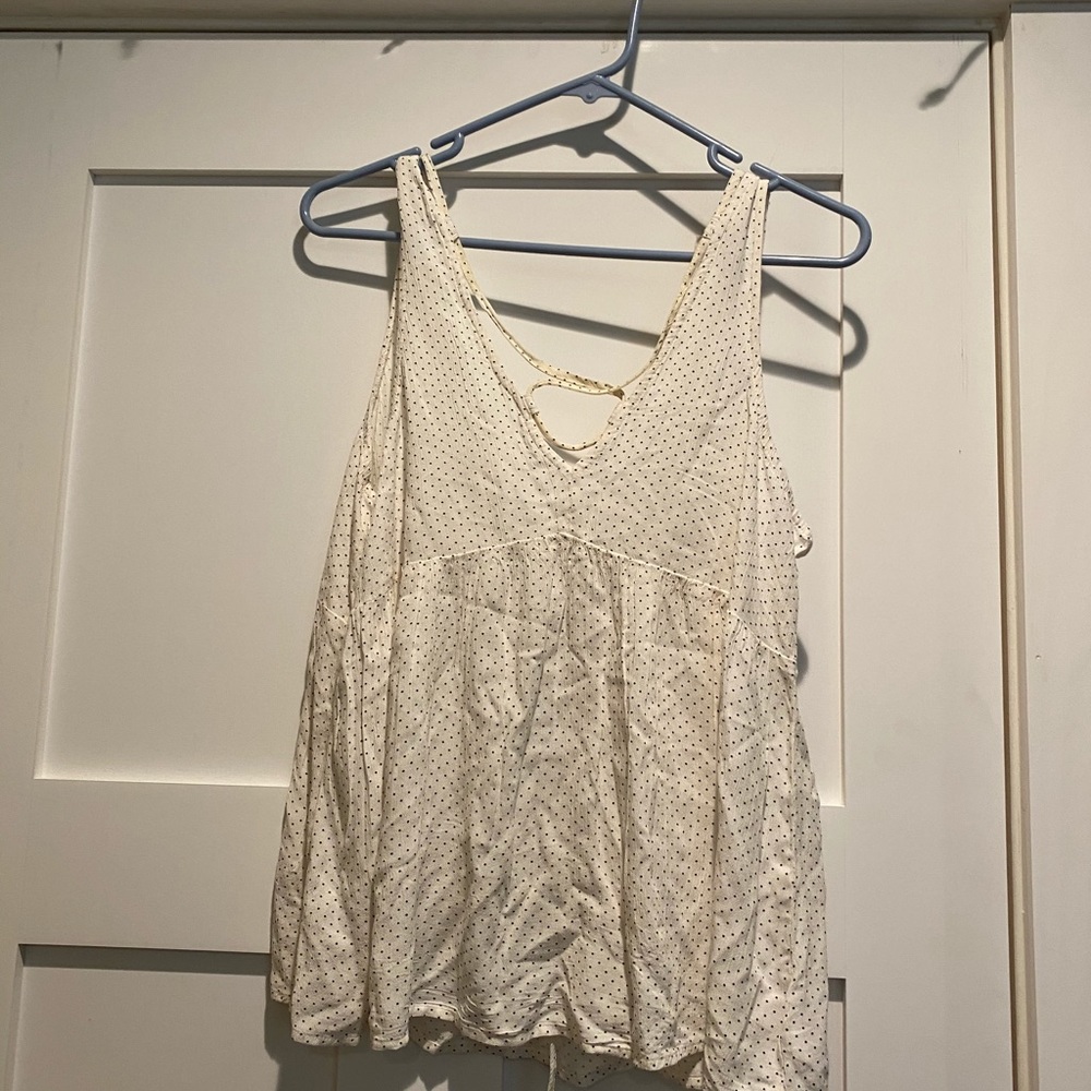 Tie top
